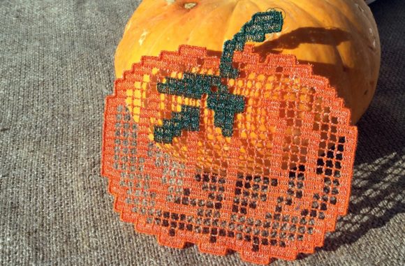FSL Pumpkin Mug Rug Review